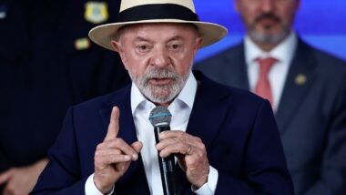 Lula defende "saidinha" de presos e cita direito à convivência familiar