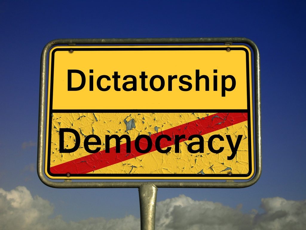 demokratie-2161890_1280